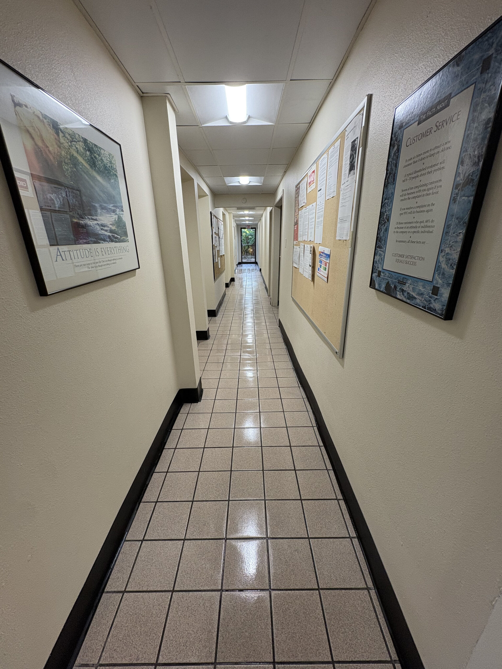 Commercial facility cleaning in Houston