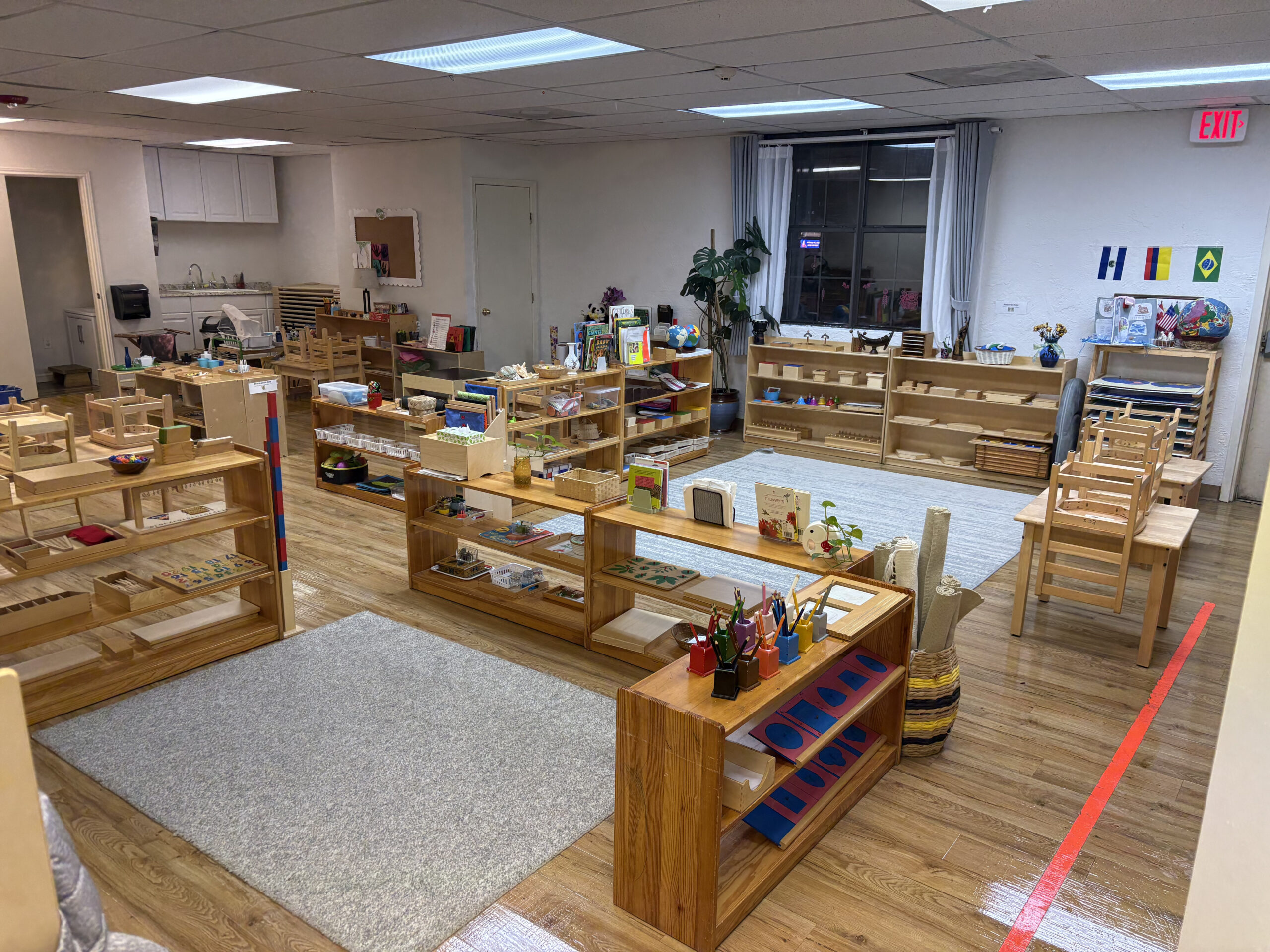 Montessori school commercial cleaning